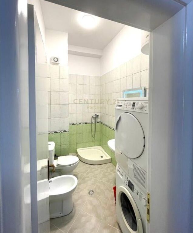 Shesim Apartament 1+1 Pranë Restorant Freskut