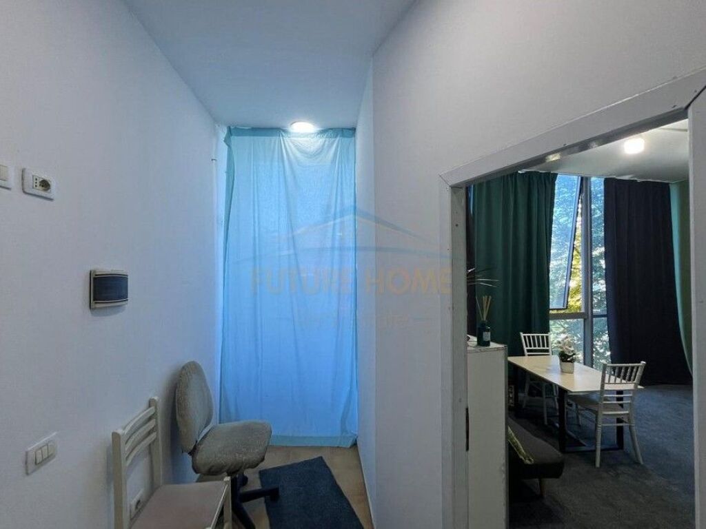 Shitet, Ambient, Xhamlliku