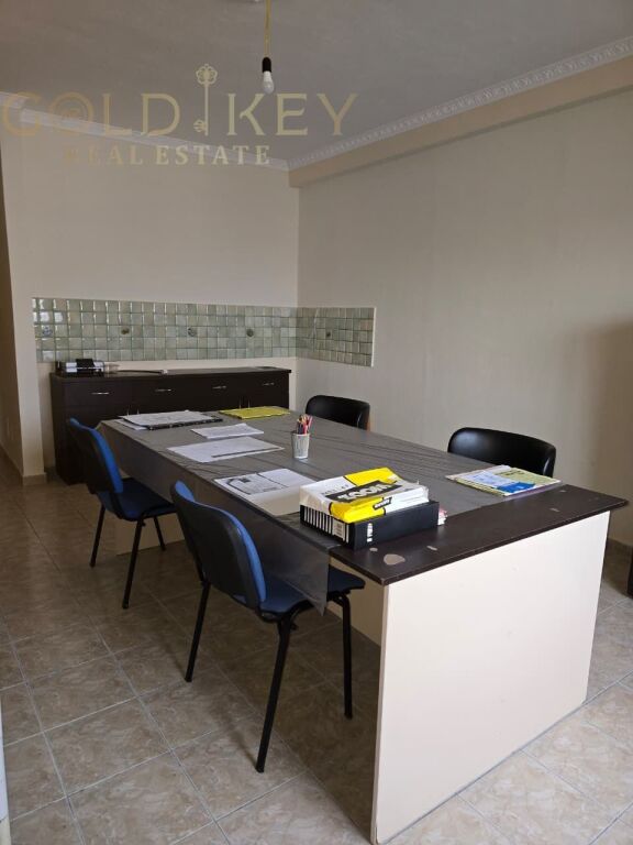 Shitet Apartament 2+1 📍 Adresa: Vila e Zogut, Durres