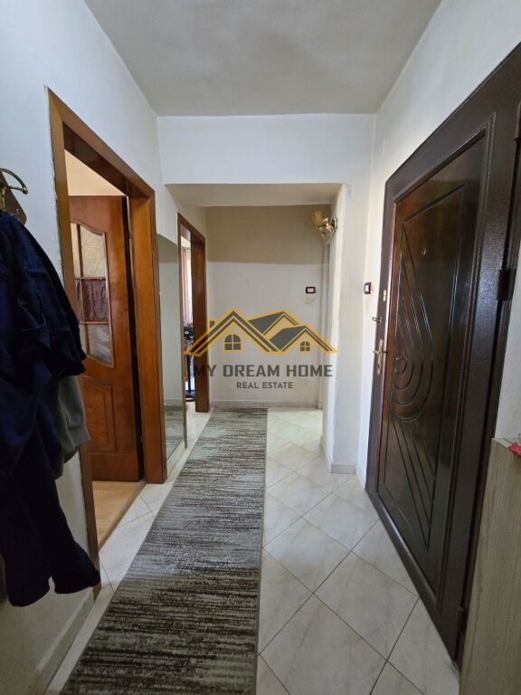 Shitet, Apartament 1+1,Afer Spitalit , Durres