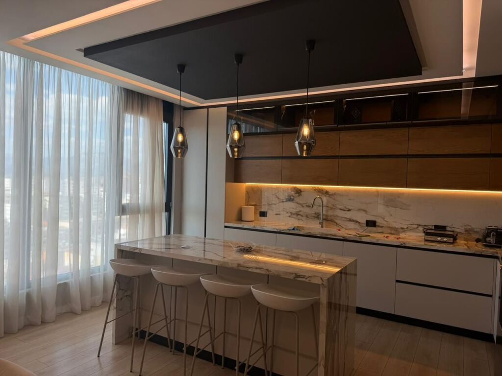 📌 Dupleks Luksoz me Qira – Square 21, Tiranë