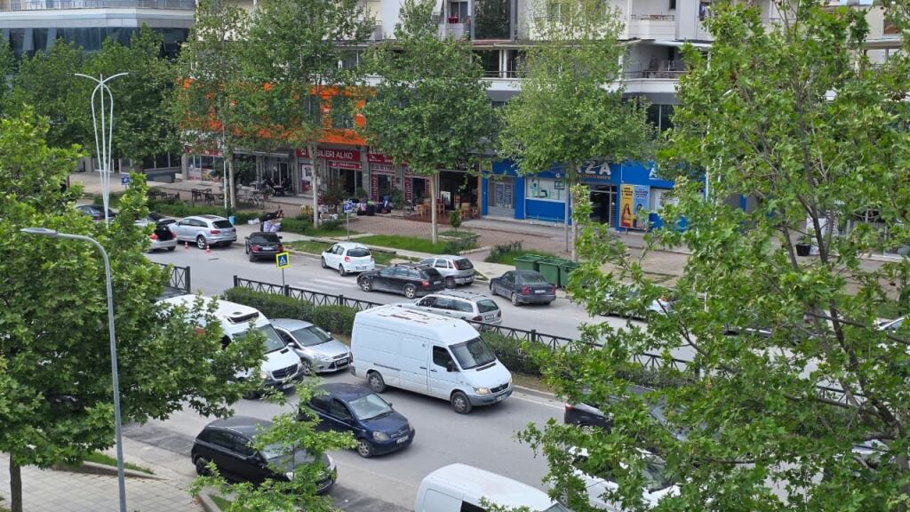 🏢 Dyqan me Qira në Transballkanike, Vlorë