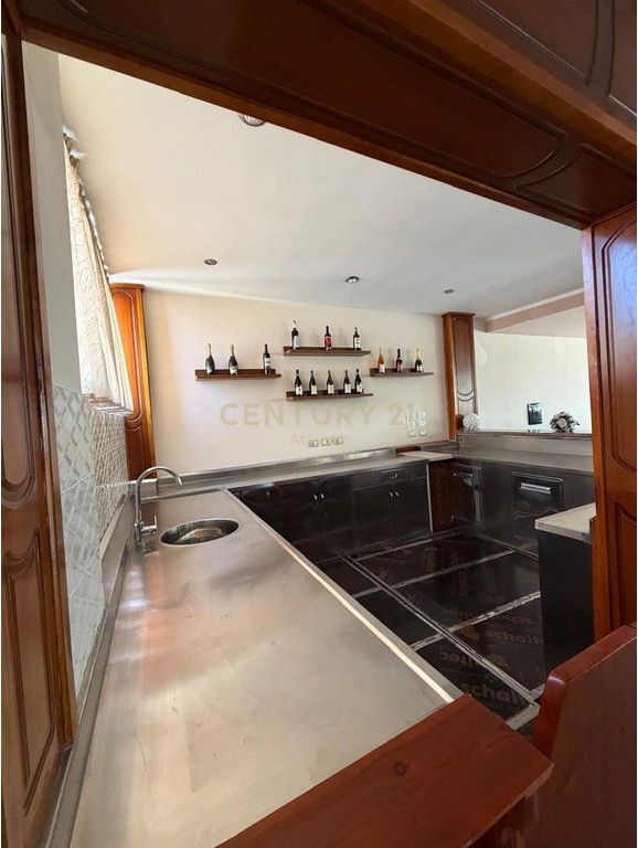 Ambient Komercial me Qira në Ish-Kënetë, Durrës