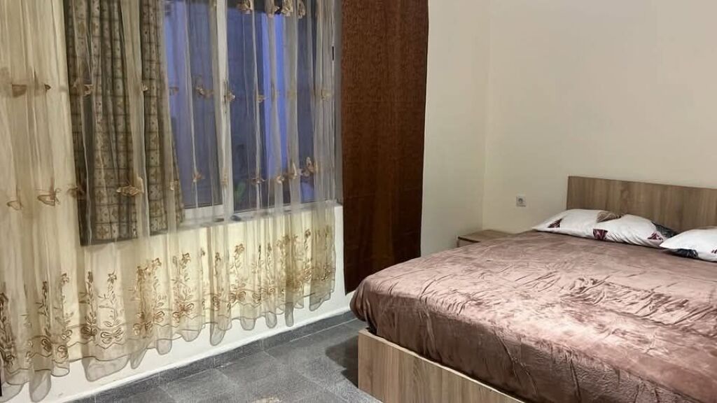 APARTAMENT 1+1 ME QIRA - RR. MYSLYM SHYRI, TIRANE
