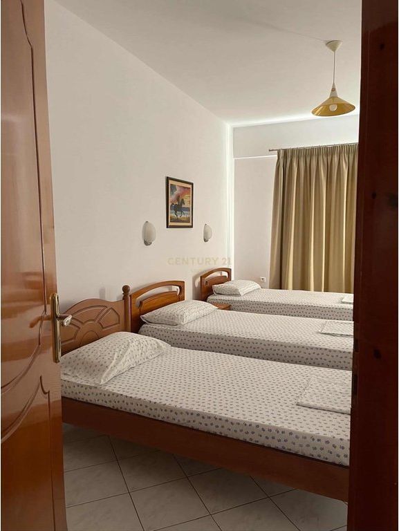 Jepet me qera hotel në Sarandë ne pagesen 1 vjecare 27,000 €