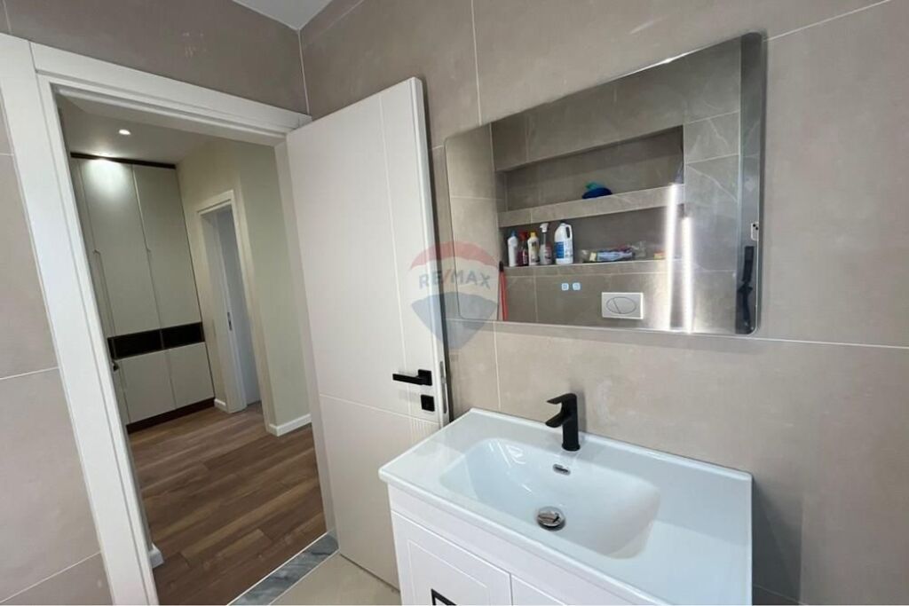 Apartament - Për Shitje