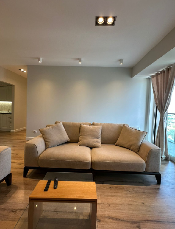 JEPET ME QIRA APARTAMENT 2+1+2 – Ambassador 3