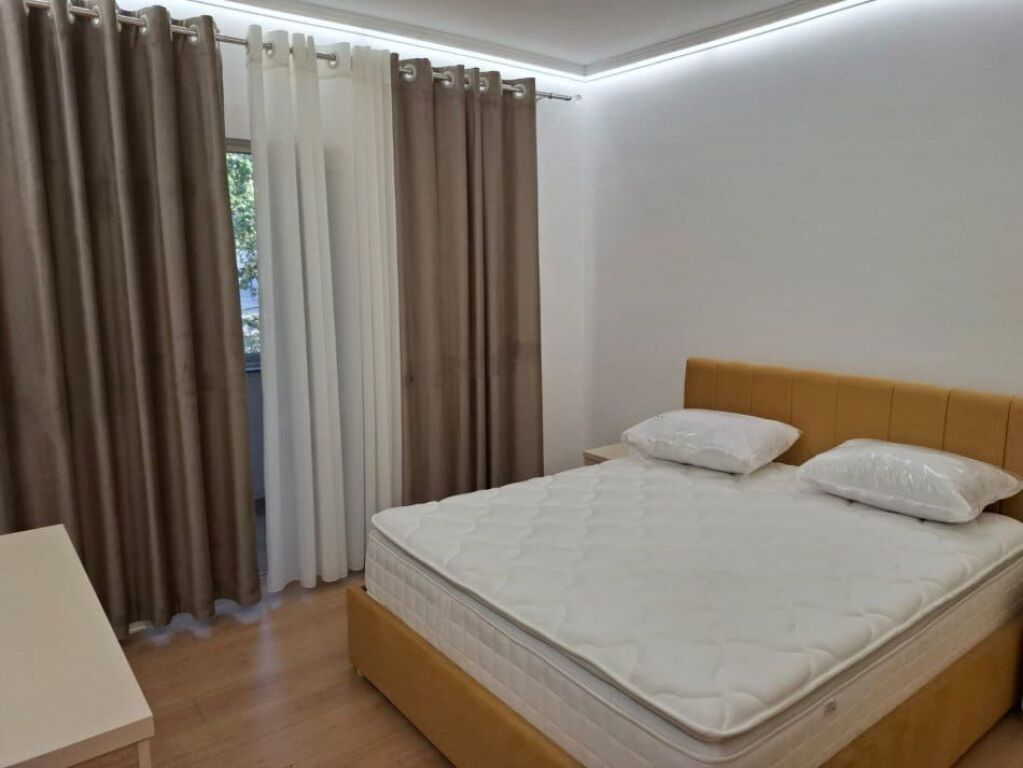 Appartamento In Affitto 1+1 presso la Stazione Ferroviaria (ID B211370) Tirana.