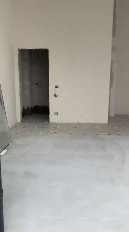 Affitto | Ambjent Biznesi | Sheshi Shqiponja | 500 €/mese