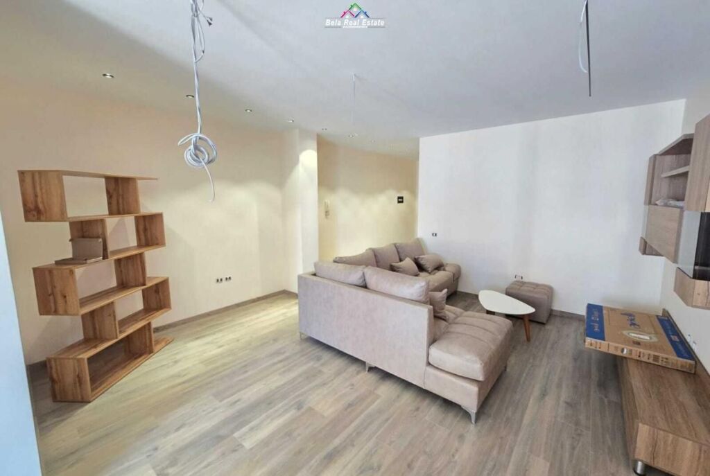 Apartament Me Qera 3+1 Pazari i Ri (ID B230208) Tirane