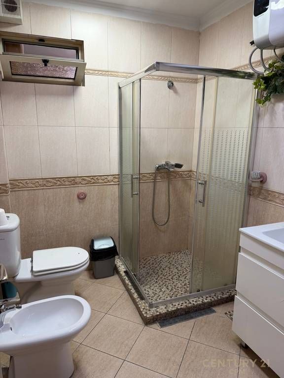 2+1 apartment for rent in the center