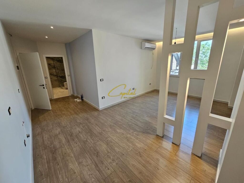 SHITET APARTAMENT GARSONIERE 36 M2 ZOGU I ZI 94.500 EURO