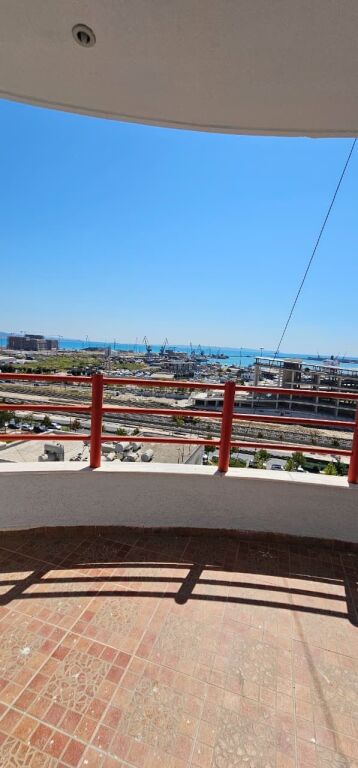 APARTAMENT NE SHITJE 1+1 ( 2 BALLKONE/PAMJE NGA DETI) - STACIONI I TRENIT,DURRES