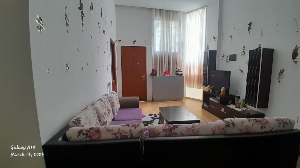 Apartament me qera 1+1 Fresk
