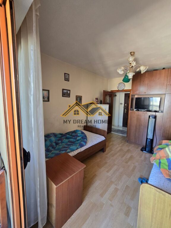 Shitet, Apartament 1+1,Afer Spitalit , Durres