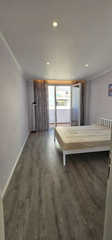 APARTAMENT NE SHITJE 1+1 ( 2 BALLKONE/PAMJE NGA DETI) - STACIONI I TRENIT,DURRES