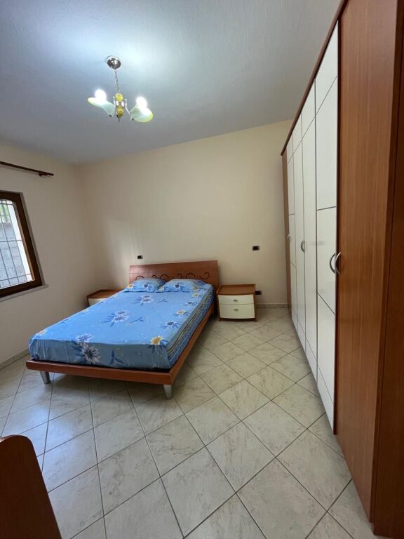 Apartament 2+1+parkim me qera tek Kodra e Priftit