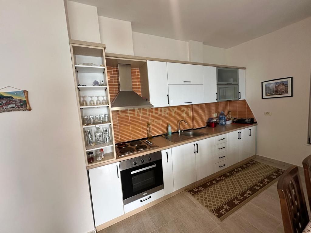 Apartament 1+1 me verande Pamje Deti Për Shitje në Currila, Durrës !
