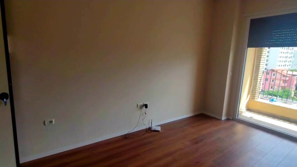 Garsoniere / Studio Me Qira, Ish Fusha e Aviacionit, Tiranë