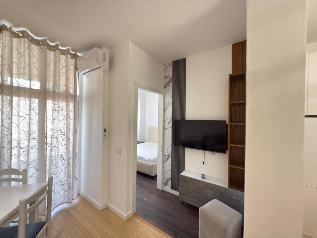 SHITET APARTAMENT 2+1 ASTIR (FRATARI)