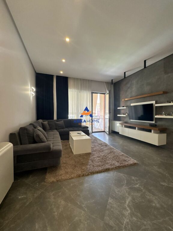 AFFITTASI APPARTAMENTO 2+1+2 BALCONI+1 POSTO AUTO " ALL'INTERNO DEL COMPLESSO DELIJORGJ" 1400 EURO