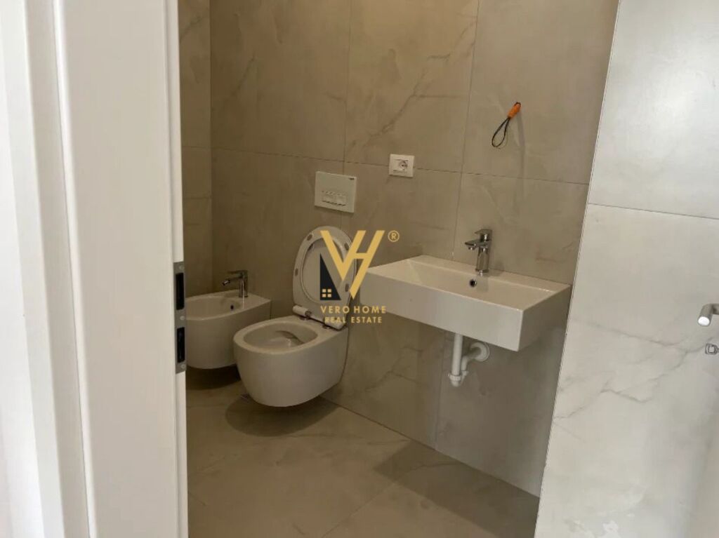 SHITET APARTAMENT 1+1+BLK TEK OXA, FRESK 92.000 EURO