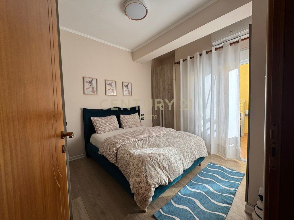 APARTMENT 1+1 FOR SALE IN LUNGOMARE, SEA VIEW