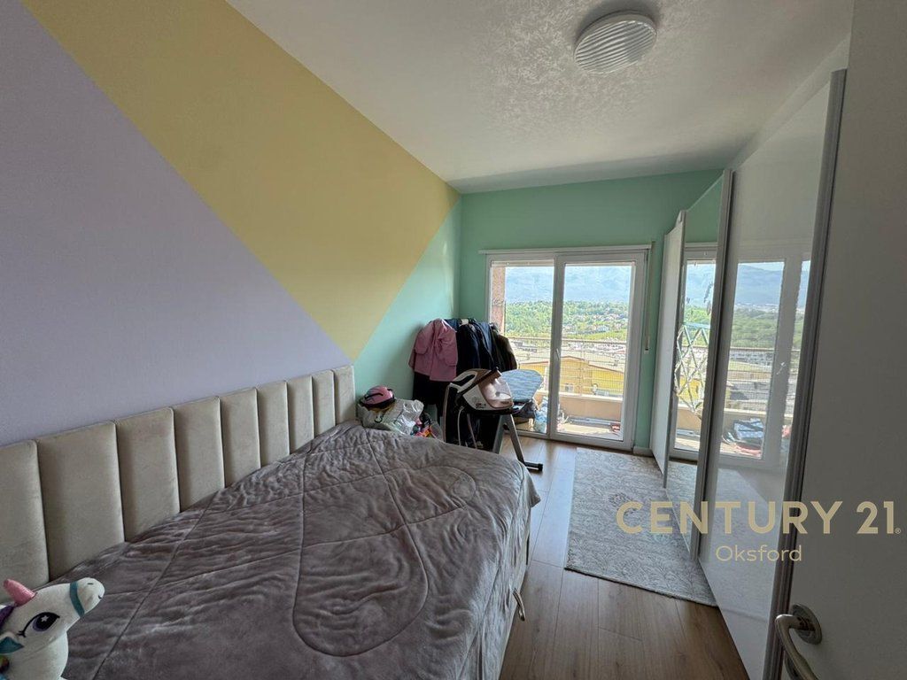 Luxury apartment 2+1+2+Garage for rent at Dry Lake