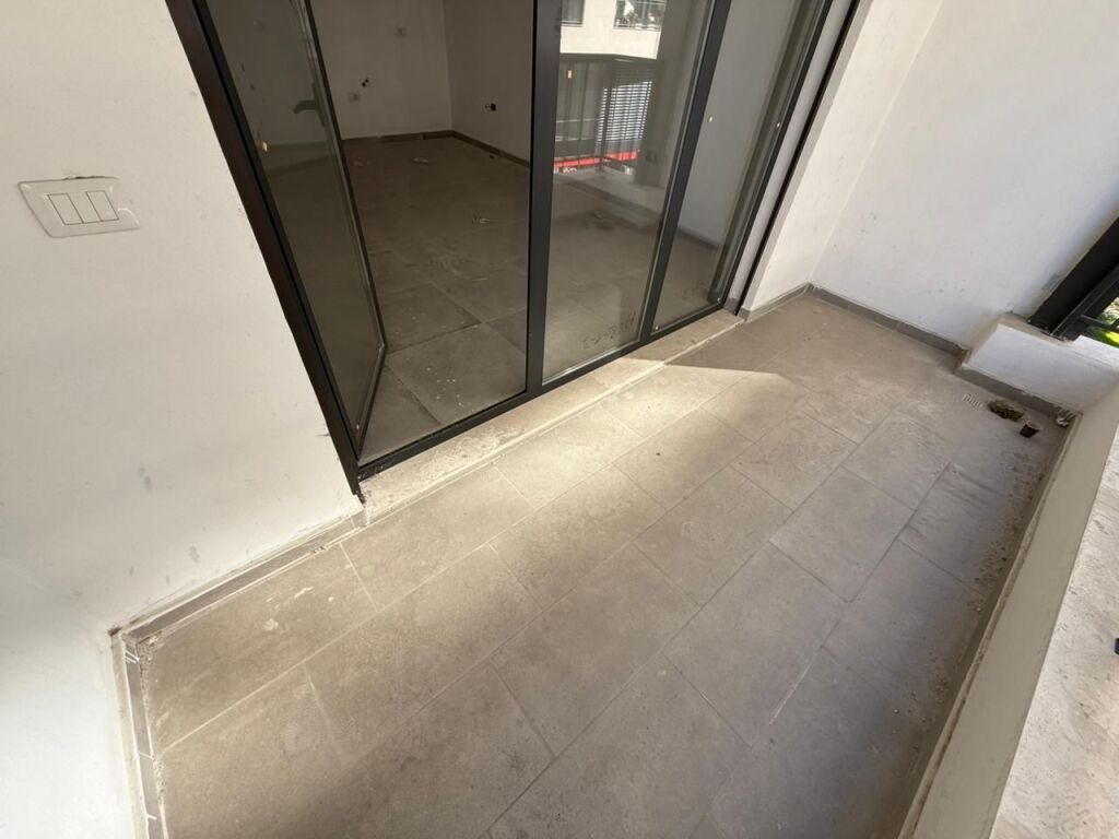 📣 VENDESI Appartamento 2+1 con 2 bagni e balcone 📍 Via "Durresit" ✨🏢 Nuova costruzione