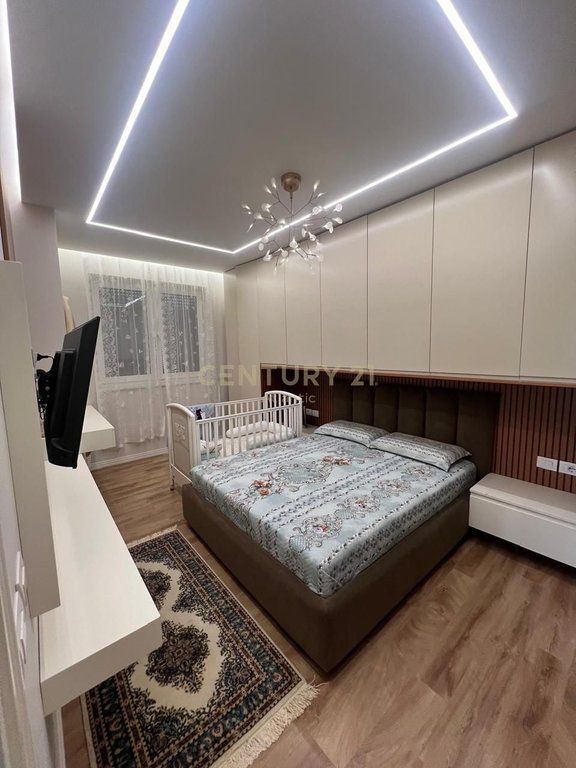 Apartament 2+1 me qira në vijë të parë me detin, Shkëmbi i Kavajës, Durrës.