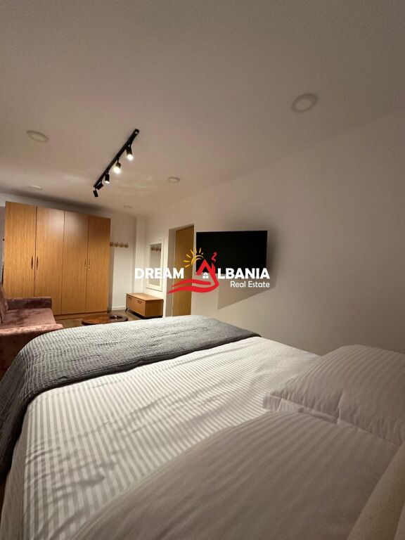 Apartment 1+1 with yard for rent near 21 Dhjetori close to Mondial (ID 4219487)