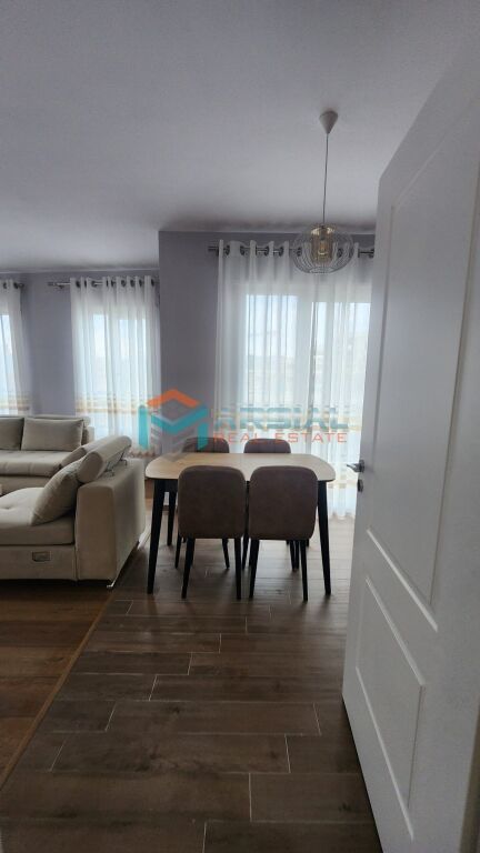 Apartament 2+1 me qira, Vila L2, Astir, Tiranë