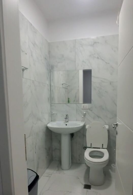 Apartament me qira 2+1,perball Delijorgjit