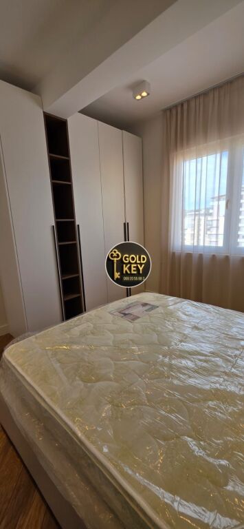 SHITET APARTAMENT LUKSOZ 1+1 KAZAZI DURRES