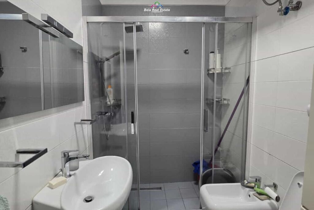 Apartament Me Qera 2+1 Tek 21 Dhjetori ( ID B2201866) Tirane