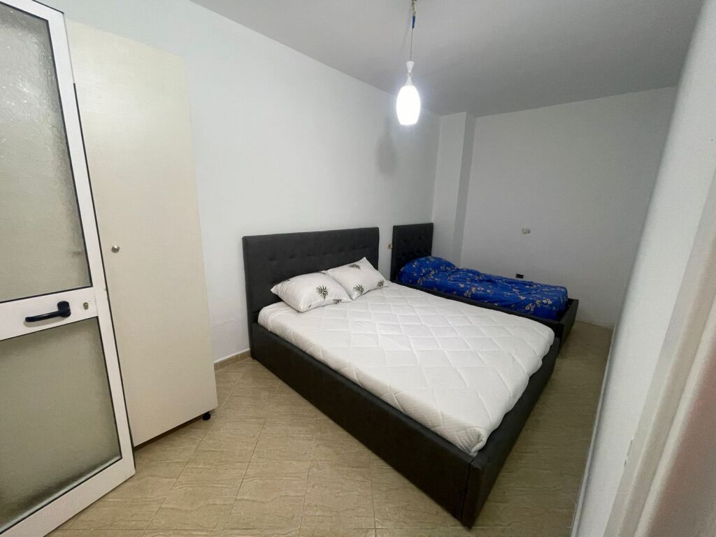 🏡 APARTAMENT ME QERA 1+1 RROTA KUQE PLAZH DURES