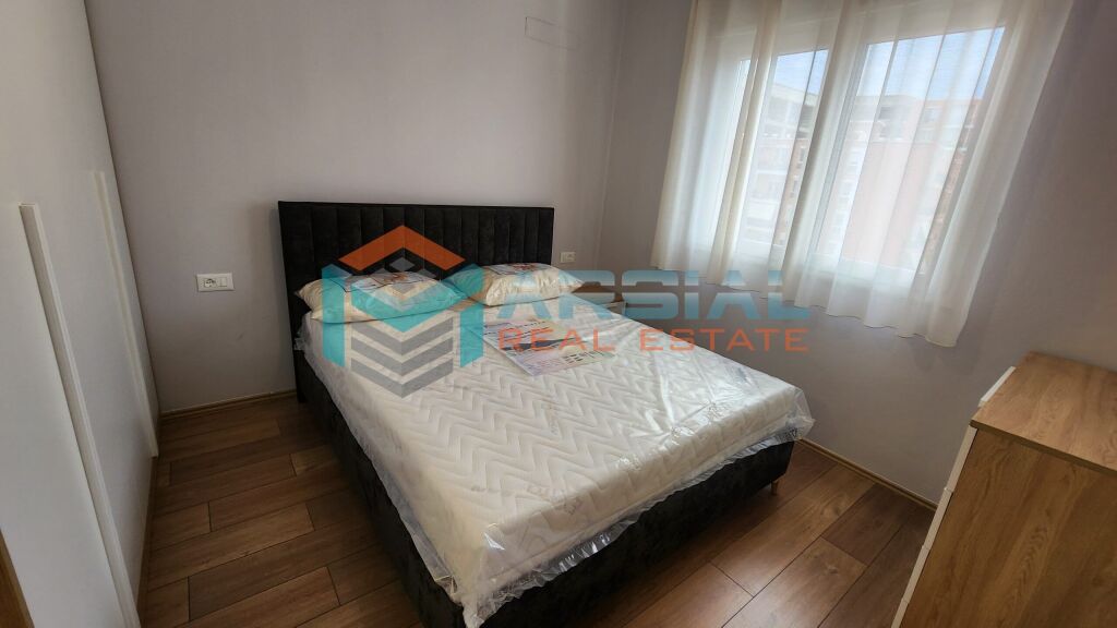 Apartament 2+1 me qira, Vila L2, Astir, Tiranë