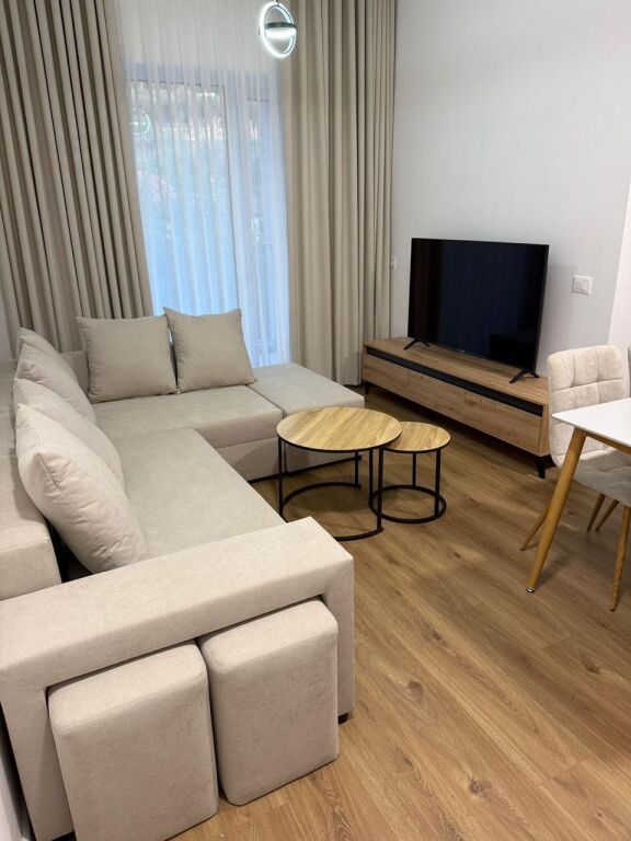 Super apartament me qira 1+1 Fresk
