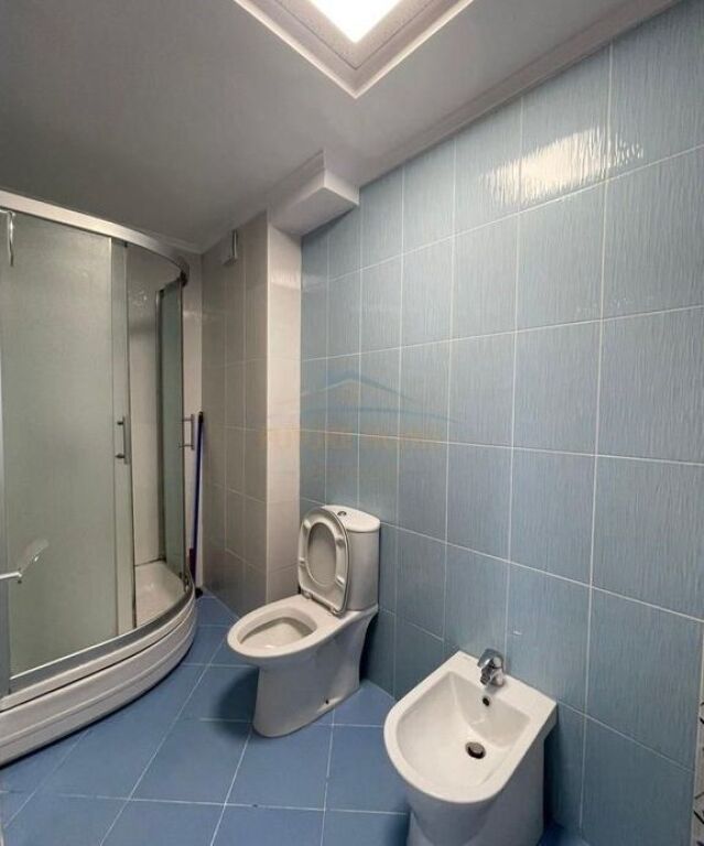 Qera, Apartament 2+1+2, Kristal Center, Komuna e Parisit