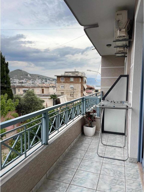 Jepet me qera hotel në Sarandë ne pagesen 1 vjecare 27,000 €