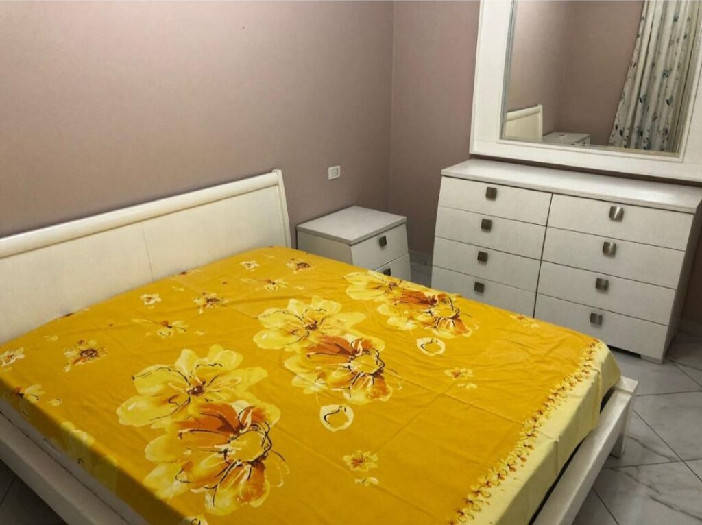 Apartament 1+1 me qera Shk Bashkuar
