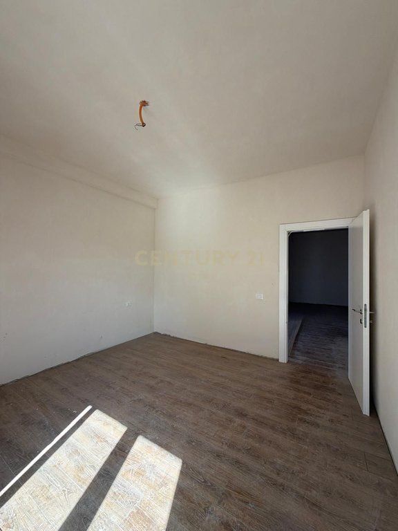 Shitet Apartament 2+1+2 Tualete tek Porta e Re, Mjullbathore – Komfort Maksimal