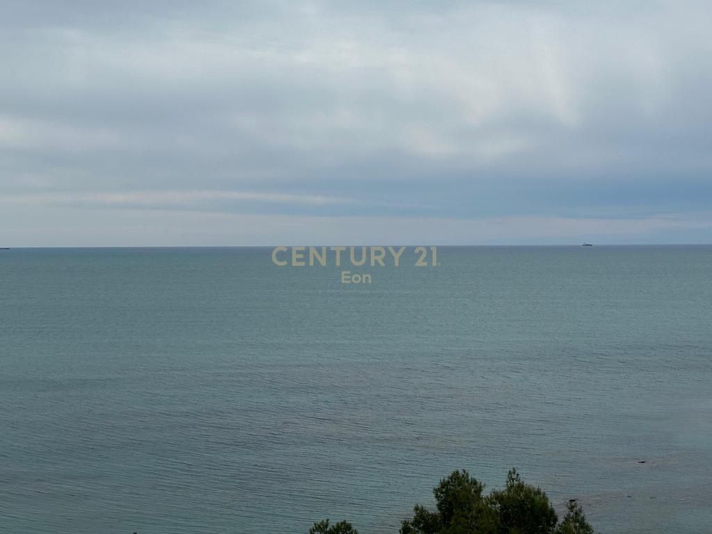 Apartament 1+1 me verande Pamje Deti Për Shitje në Currila, Durrës !