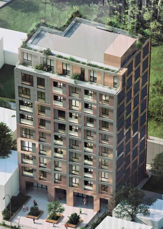 Apartamenti 2+1 per shitje prane Shkolles Kuqe dhe Gjimnazit Partizani