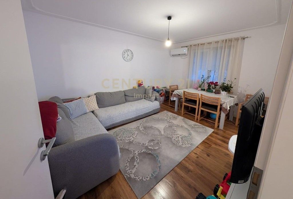 Apartament 2+1 Për Shitje, Ish Parku