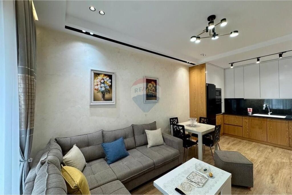 Apartament 1+1 me qera Kompleksi Kontakt