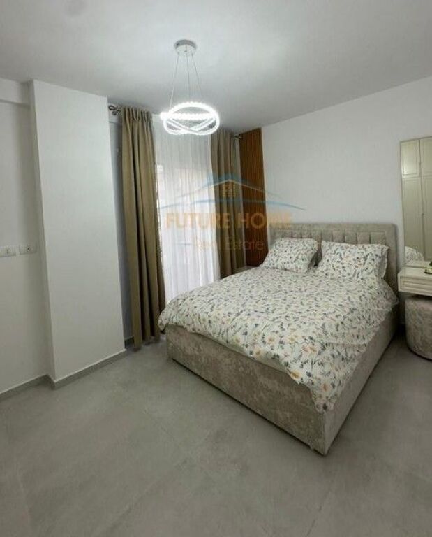 Qera, Apartament 2+1+2, Shkolla e Kuqe , Tirane.