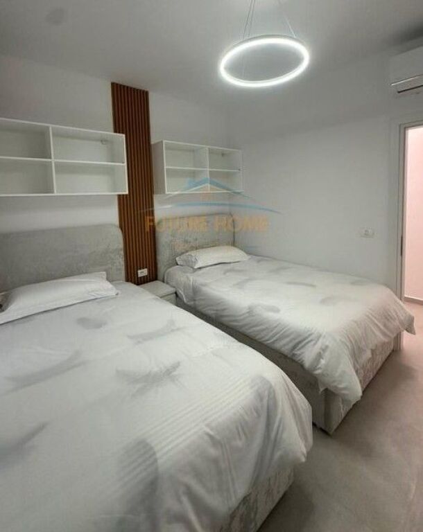 Qera, Apartament 2+1+2, Shkolla e Kuqe , Tirane.
