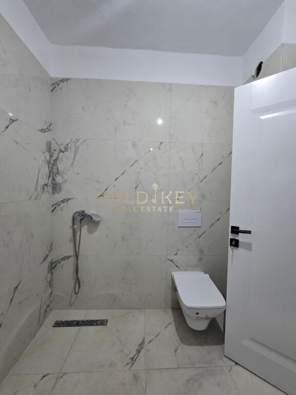 🏠 Appartamento 2+1 in Vendita Golem, Durres