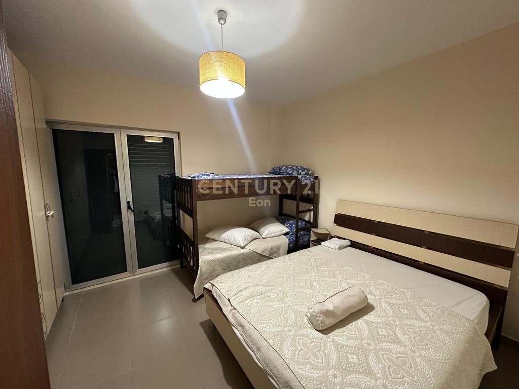 Apartament 1+1 me verande Pamje Deti Për Shitje në Currila, Durrës !